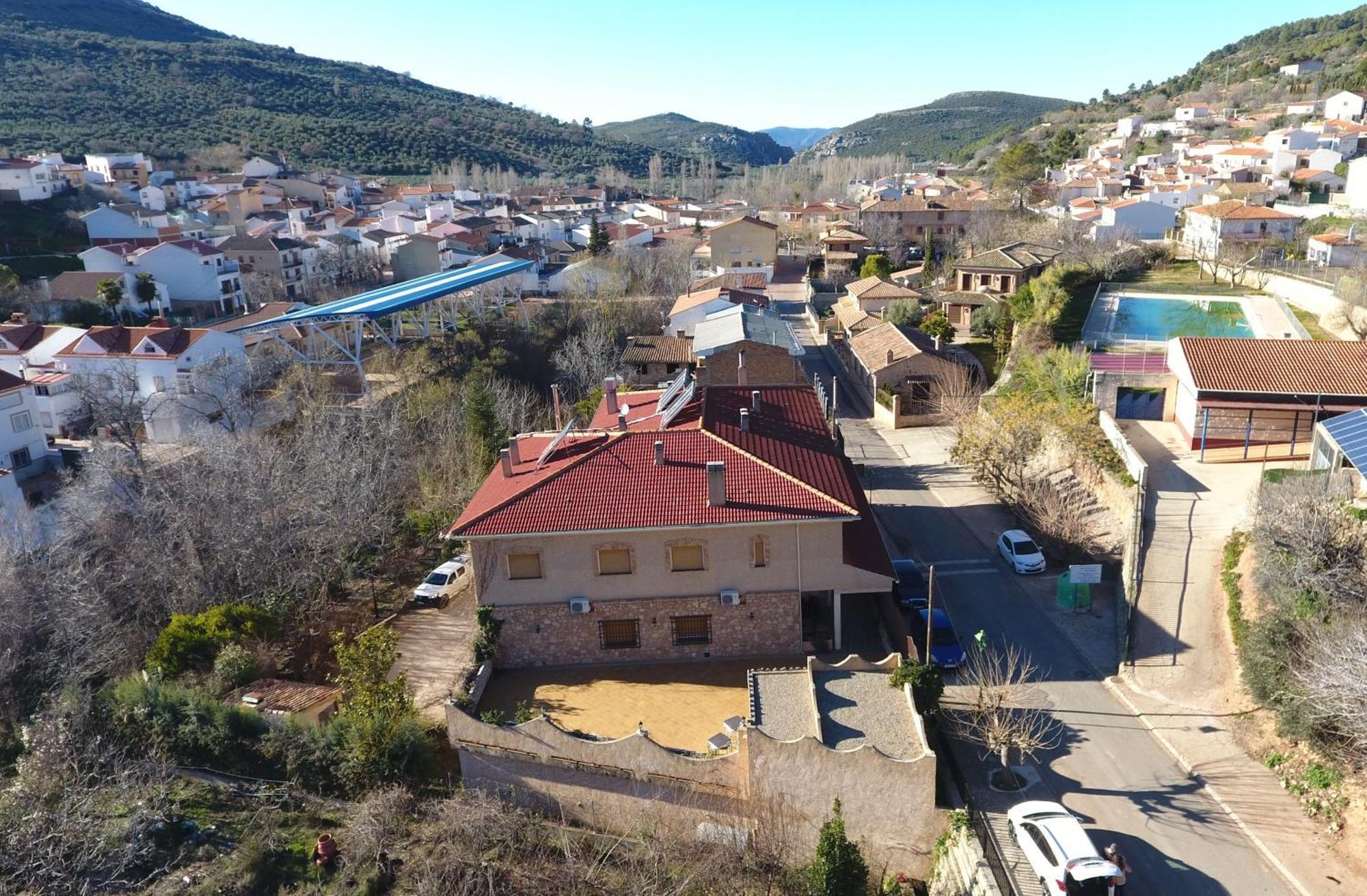Готель Complejo Ribera De Salobre Екстер'єр фото